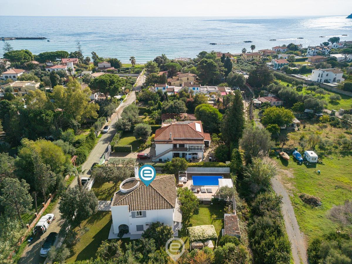 Villa Virago Porto Columbu - Perd'E Sali Kültér fotó